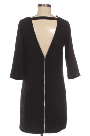 Рокля Reserved, Размер S, Цвят Черен, Цена 32,00 €