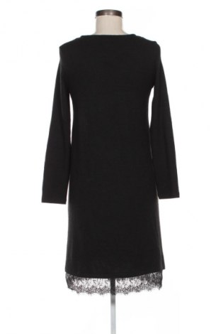 Kleid Reserved, Größe M, Farbe Schwarz, Preis 19,93 €