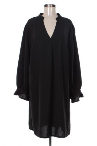 Kleid SHEIN, Größe 4XL, Farbe Schwarz, Preis 15,99 €