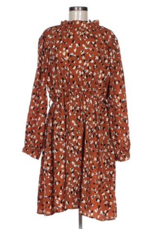 Рокля SHEIN, Размер M, Цвят Многоцветен, Цена 9,20 €