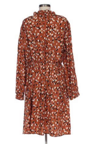 Рокля SHEIN, Размер M, Цвят Многоцветен, Цена 9,20 €