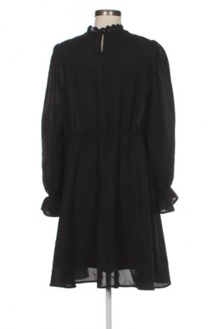 Sukienka SHEIN, Rozmiar XL, Kolor Biały, Cena 51,99 zł