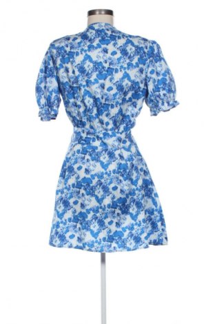 Рокля SHEIN, Размер S, Цвят Многоцветен, Цена 20,00 €