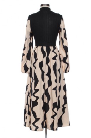 Sukienka SHEIN, Rozmiar S, Kolor Kolorowy, Cena 107,17 zł