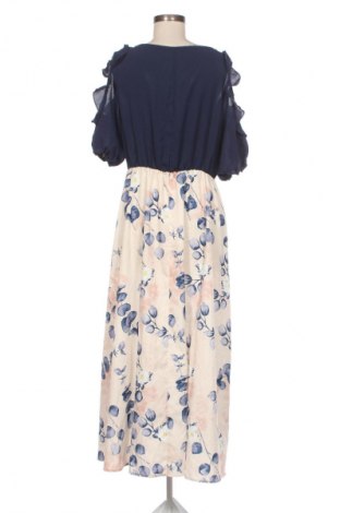 Рокля SHEIN, Размер XL, Цвят Многоцветен, Цена 19,95 €