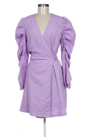 Рокля Selected Femme, Размер M, Цвят Лилав, Цена 42,01 €
