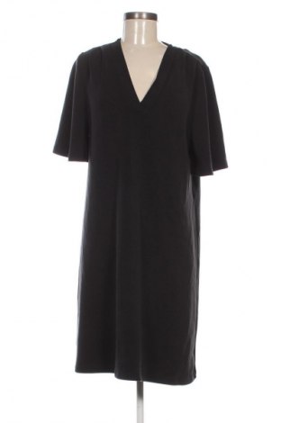 Sukienka Selected Femme, Rozmiar L, Kolor Czarny, Cena 43,99 zł