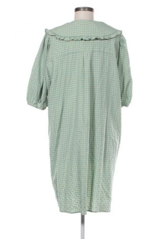 Рокля Sisters Point, Размер XL, Цвят Многоцветен, Цена 24,55 €