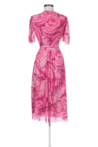 Рокля Soaked In Luxury, Размер XS, Цвят Многоцветен, Цена 42,01 €