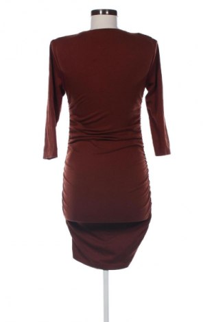 Рокля Stradivarius, Размер M, Цвят Кафяв, Цена 20,00 €