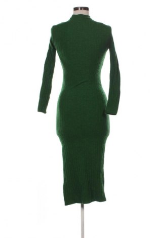 Sukienka Stradivarius, Rozmiar S, Kolor Zielony, Cena 38,99 zł