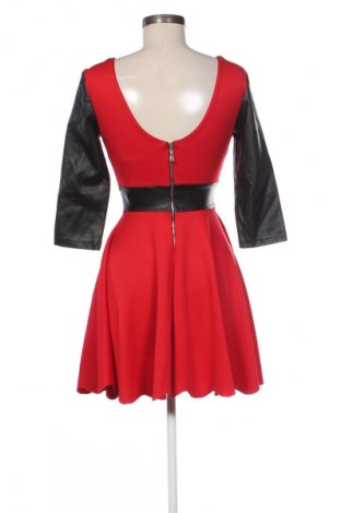 Рокля Styled In Italy, Размер M, Цвят Многоцветен, Цена 20,00 €