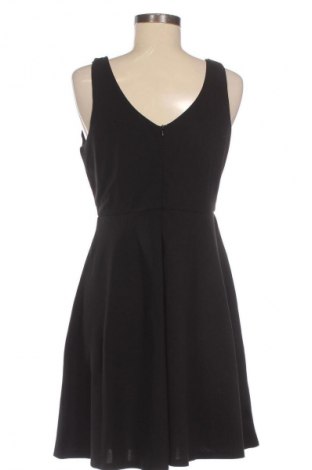 Ruha Sumissura, Méret L, Szín Fekete, Ár 5 659 Ft