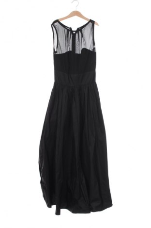 Рокля Swing, Размер XS, Цвят Черен, Цена 42,00 €