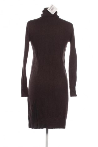 Ruha TCM, Méret M, Szín Barna, Ár 8 244 Ft