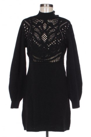 Рокля TWINSET, Размер S, Цвят Черен, Цена 179,00 €