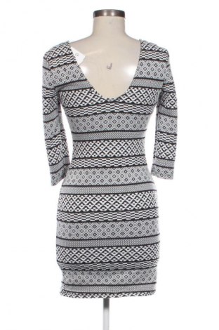 Šaty  Tally Weijl, Veľkosť S, Farba Viacfarebná, Cena  20,00 €