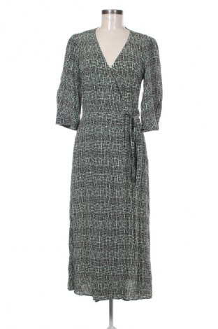 Рокля Tamaris, Размер S, Цвят Многоцветен, Цена 19,94 €