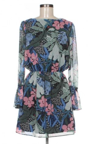 Рокля Tommy Jeans, Размер M, Цвят Многоцветен, Цена 30,67 €