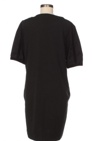 Рокля Tramontana, Размер M, Цвят Черен, Цена 6,13 €