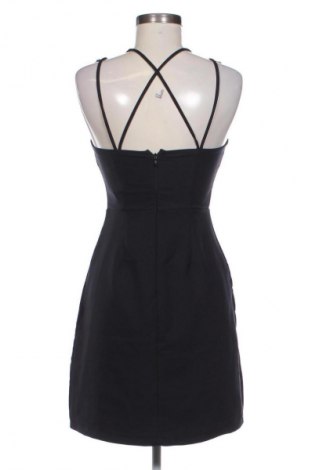 Рокля Trendyol, Размер S, Цвят Черен, Цена 48,06 €