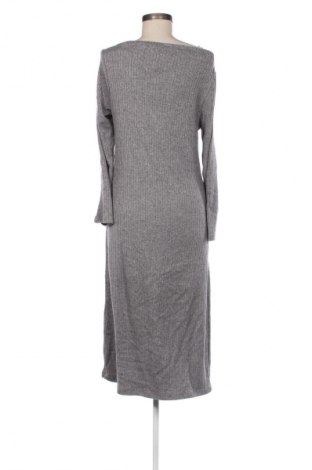 Sukienka Unbranded, Rozmiar M, Kolor Szary, Cena 107,00 zł