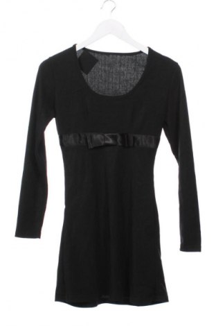 Ruha Unbranded, Méret M, Szín Fekete, Ár 3 079 Ft