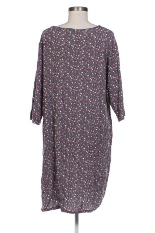 Рокля Unbranded, Размер XL, Цвят Многоцветен, Цена 20,00 €