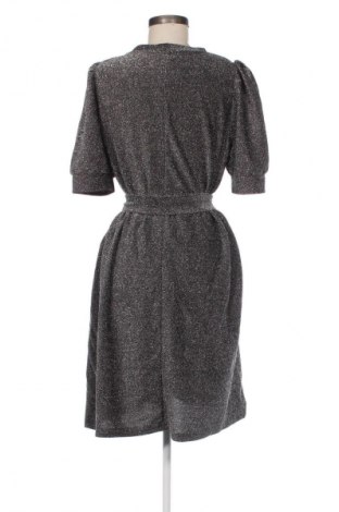 Ruha Unbranded, Méret M, Szín Ezüstös, Ár 7 019 Ft