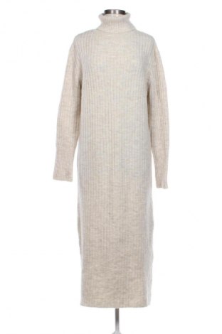 Ruha Unbranded, Méret M, Szín Bézs, Ár 8 264 Ft