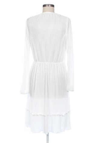 Ruha Unbranded, Méret L, Szín Fehér, Ár 4 769 Ft