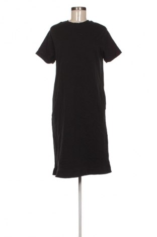 Рокля Pull&Bear, Размер M, Цвят Черен, Цена 9,71 €