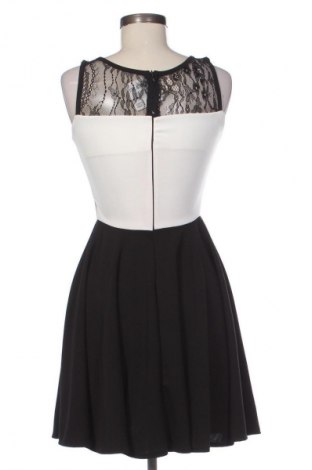 Рокля Unbranded, Размер M, Цвят Многоцветен, Цена 19,94 €