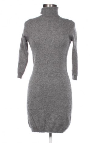Рокля United Colors Of Benetton, Размер XS, Цвят Сив, Цена 24,55 €