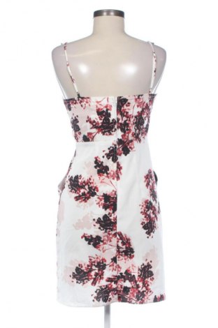 Sukienka Urban Behavior, Rozmiar S, Kolor Kolorowy, Cena 107,00 zł