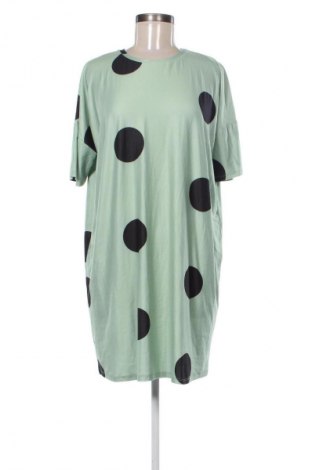 Рокля Urban Threads, Размер M, Цвят Многоцветен, Цена 19,94 €