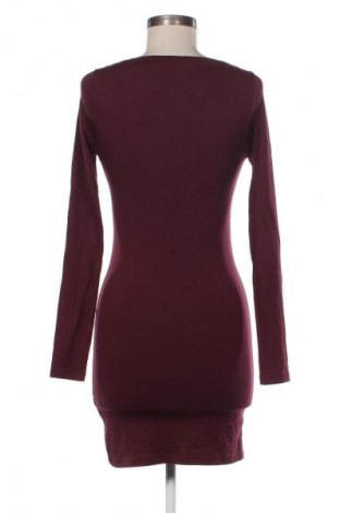 Рокля VILA, Размер M, Цвят Червен, Цена 27,59 €