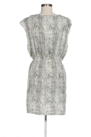 Рокля VILA, Размер L, Цвят Многоцветен, Цена 14,00 €