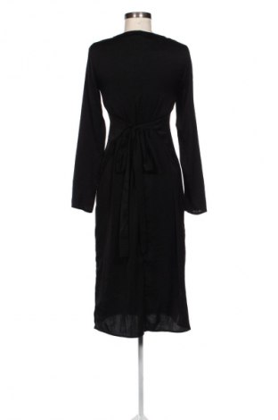 Рокля VILA, Размер XS, Цвят Черен, Цена 17,00 €