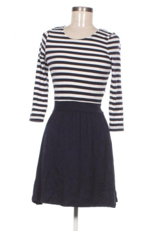 Рокля Vero Moda, Размер XS, Цвят Многоцветен, Цена 7,15 €