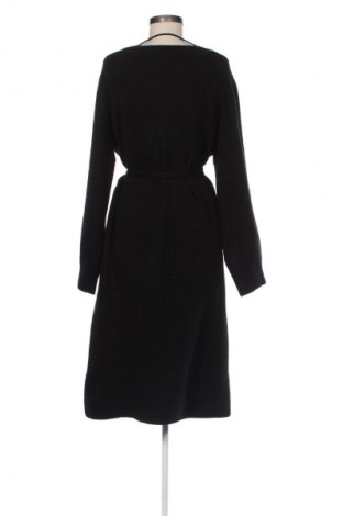 Рокля Vero Moda, Размер L, Цвят Черен, Цена 17,00 €