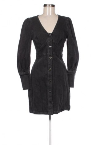 Рокля Vero Moda, Размер M, Цвят Черен, Цена 17,00 €