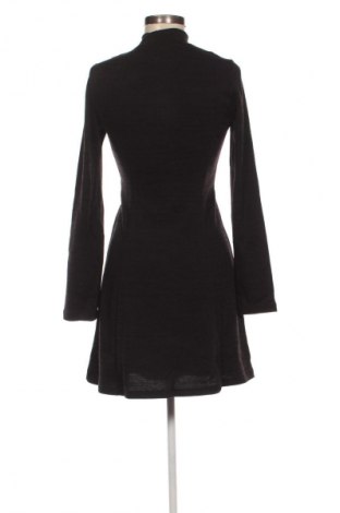 Sukienka Vero Moda, Rozmiar XS, Kolor Czarny, Cena 133,99 zł