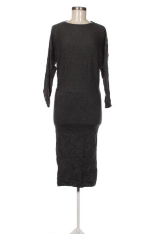 Sukienka WE, Rozmiar S, Kolor Czarny, Cena 48,99 zł