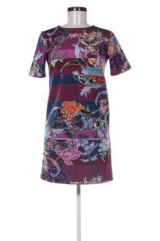 Sukienka Warehouse, Rozmiar XXS, Kolor Kolorowy, Cena 131,57 zł