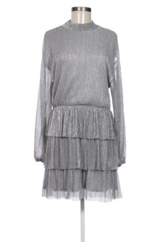 Ruha Zara, Méret L, Szín Ezüstös, Ár 7 025 Ft