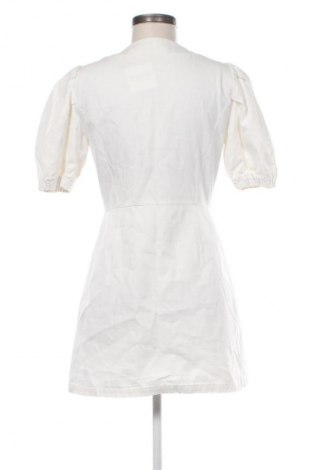 Sukienka Zara, Rozmiar S, Kolor ecru, Cena 93,54 zł