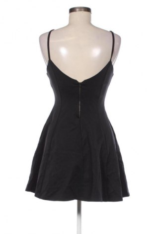 Ruha Zara, Méret M, Szín Fekete, Ár 8 413 Ft