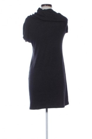 Рокля Zero, Размер M, Цвят Многоцветен, Цена 8,69 €