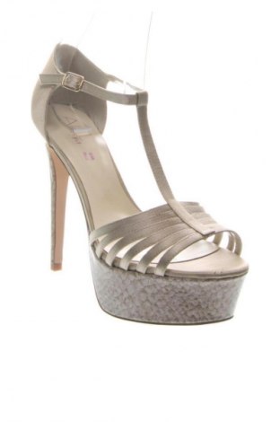 Сандали Alesya, Размер 39, Цвят Бежов, Цена 103,79 €